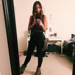 Meet your Posher, Sheena